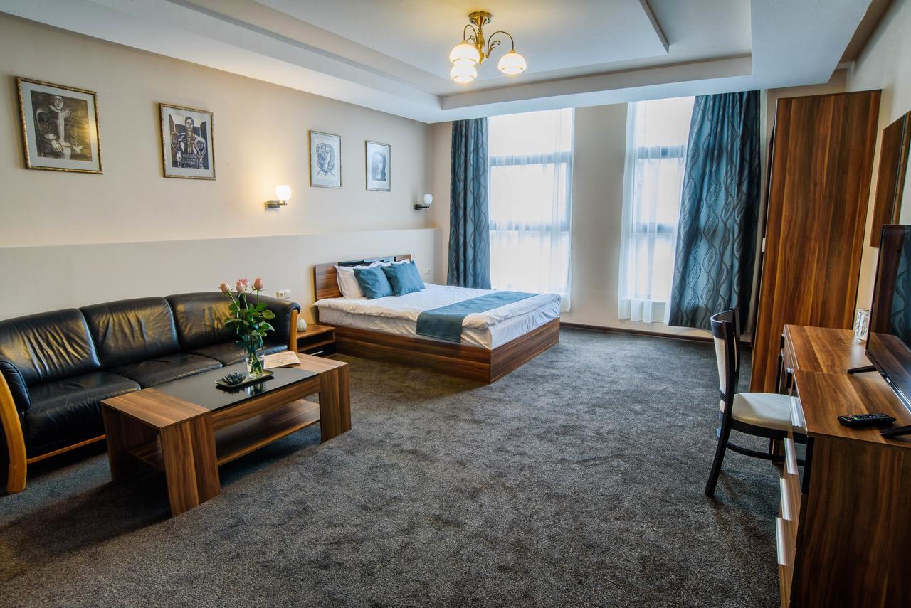 Park-Hotel Yambol Dış mekan fotoğraf