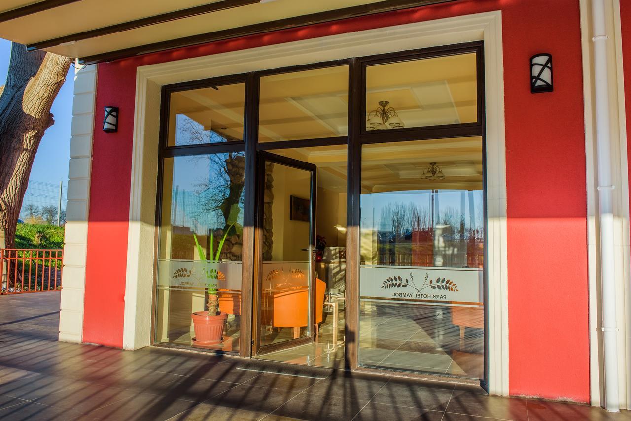 Park-Hotel Yambol Dış mekan fotoğraf